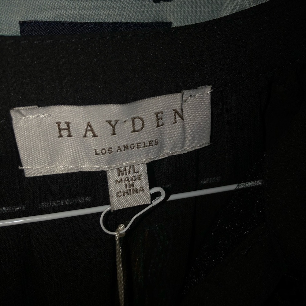 Hayden, Lace accented top,NWT - Picture 10 of 11